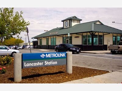 Metrolink Celebrates Earth Day with free rides on Friday